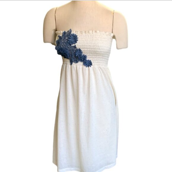 Maurices Strapless Dress Smocked Bodice Floral Applique Sz M 10H - Picture 1 of 7